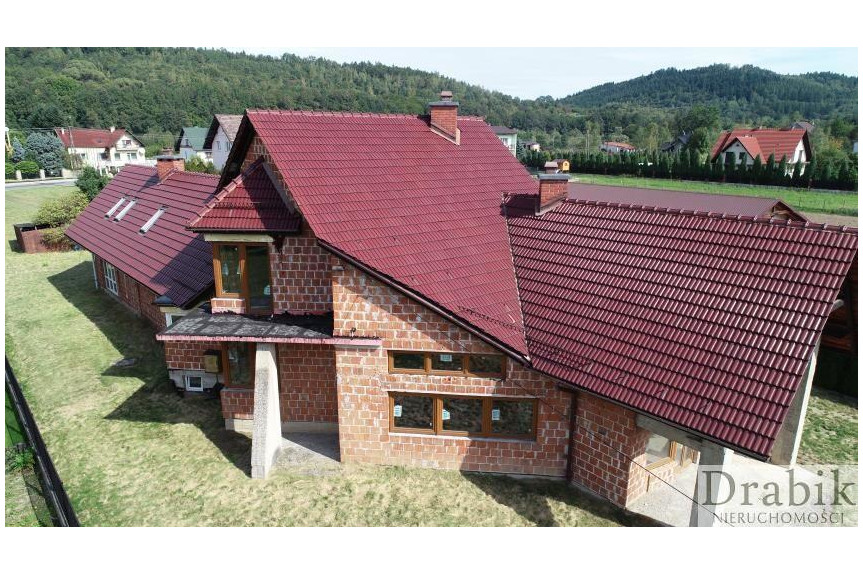 suski, Zembrzyce, Zembrzyce 28ar budynek mieszk. i pod działalność