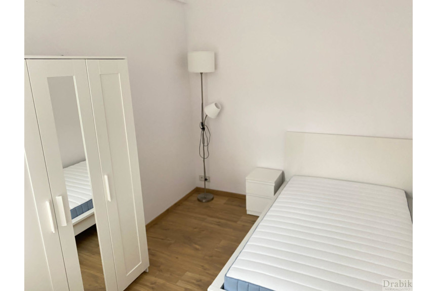 Kraków, Kazimierz, Starowiślna, 3-pokojowe mieszkanie na Kazimierzu