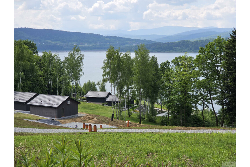 wadowicki, Strysz&oacute;w, Dąbr&oacute;wka, Uzbrojone działki widok na Jezioro i Babią G&oacute;rę  LAS