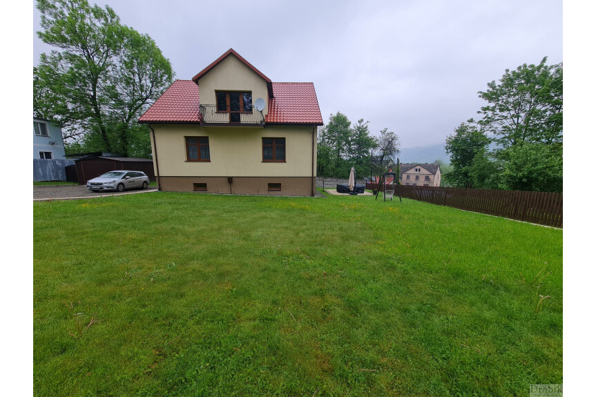 suski, Sucha Beskidzka, Centrum, Dom w centrum Suchej Beskidzkiej - 150m od Rynku