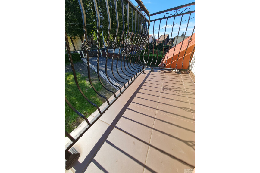 suski, Sucha Beskidzka, Centrum, Dom w centrum Suchej Beskidzkiej - 150m od Rynku