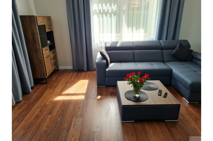 suski, Sucha Beskidzka, Centrum, Dom w centrum Suchej Beskidzkiej - 150m od Rynku