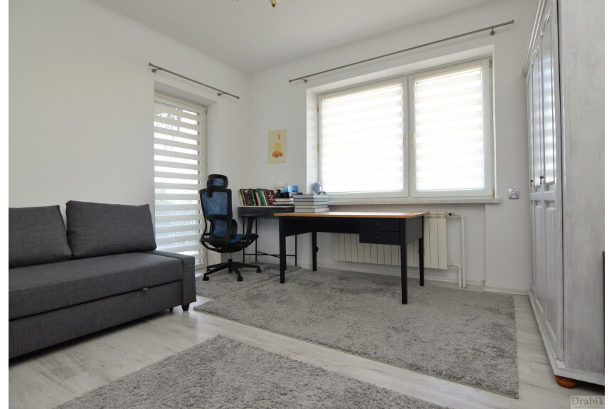 suski, Zembrzyce, Śleszowice, Unikatowy dom wśr&oacute;d zieleni Jezioro Mucharskie