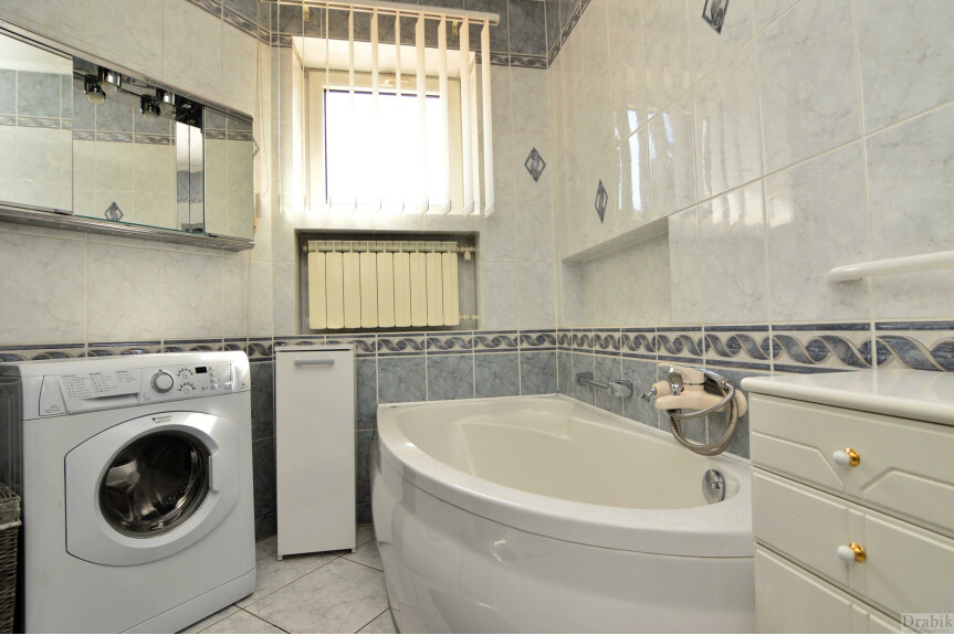 suski, Zembrzyce, Śleszowice, Unikatowy dom wśr&oacute;d zieleni Jezioro Mucharskie