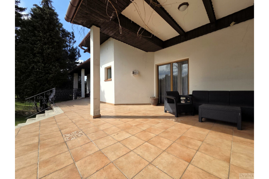 suski, Zembrzyce, Śleszowice, Unikatowy dom wśr&oacute;d zieleni Jezioro Mucharskie