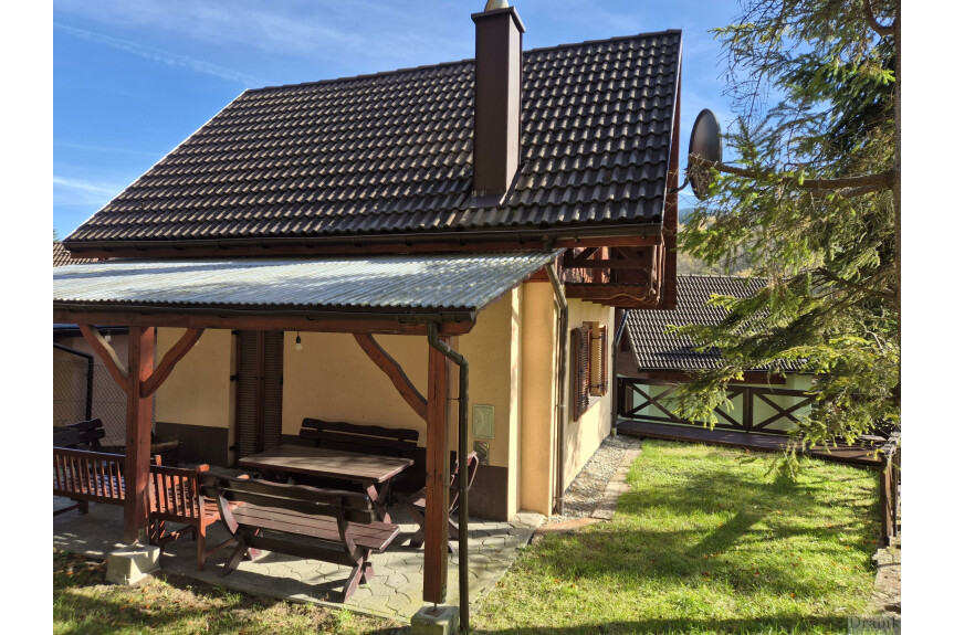 suski, Zawoja, Zawoja Mosorne, Dwa Domki letniskowe z widokiem na Babią G&oacute;rę