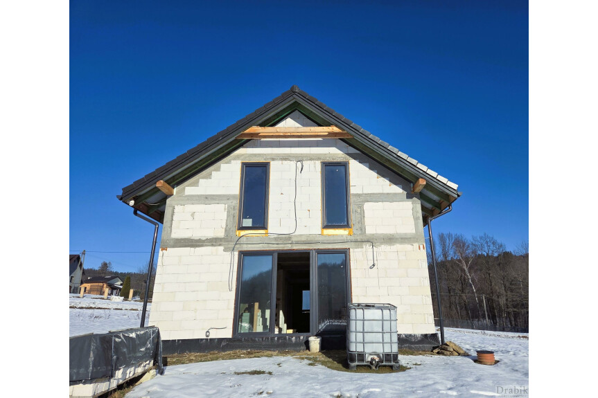 suski, Budz&oacute;w, Dom z widokiem na g&oacute;ry i las Budz&oacute;w 43km od Krakowa