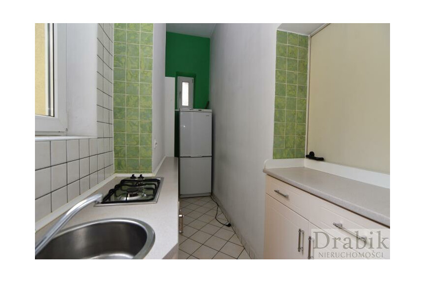 Krak&oacute;w, Stare Miasto, Plac Sikorskiego, Dwupokojowe Stare Miasto bez czynszu adm.