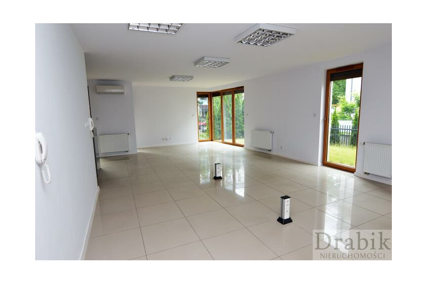 Małopolskie, Krak&oacute;w, Dębniki, Kapelanka, Dworska, Nowy klimatyzowany lokal biurowy okolice Kapelanki
