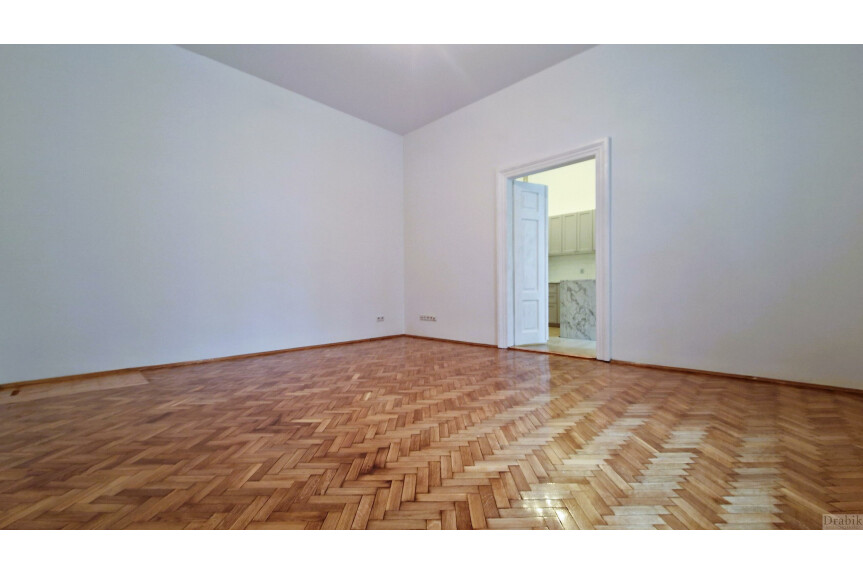 Krak&oacute;w, Stare Miasto, Plac Matejki, Nowe Mieszkanie do wynajęcia Plac Matejki