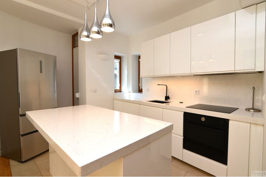 Krak&oacute;w, Wola Justowska, 28 Lipca 1943, W pełni umeblowany dom/Sauna/ 3 łazienki