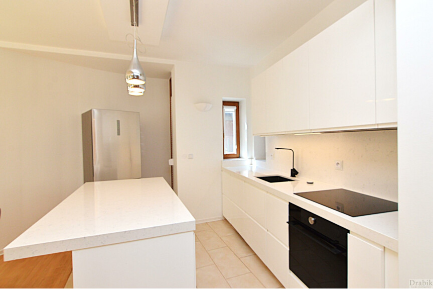 Krak&oacute;w, Wola Justowska, 28 Lipca 1943, W pełni umeblowany dom/Sauna/ 3 łazienki