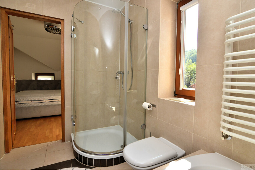 Krak&oacute;w, Wola Justowska, 28 Lipca 1943, W pełni umeblowany dom/Sauna/ 3 łazienki