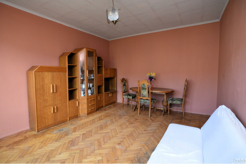 suski, Sucha Beskidzka, osiedle Beskidzkie, Przestronne mieszkanie z loggią os. Beskidzkie