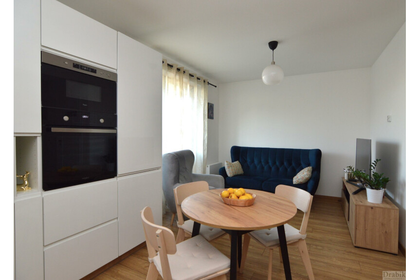 Krak&oacute;w, Prokocim - Bieżan&oacute;w, Wielicka, 3 pokojowe mieszkanie z dwoma ogr&oacute;dkami ul. Wielicka/ Nowosądecka