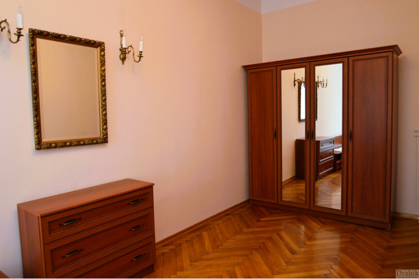 Krak&oacute;w, Stare Miasto, Podzamcze, Wyjątkowy Apartament vis a vis Wawelu.