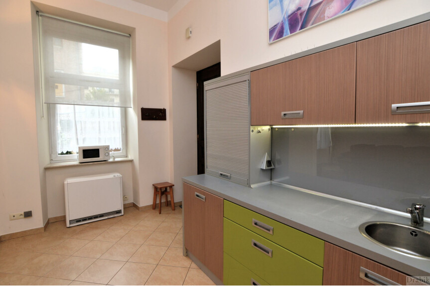 Krak&oacute;w, Stare Miasto, Podzamcze, Studio ok.Wawelu/Equipped furnished studio OldTown