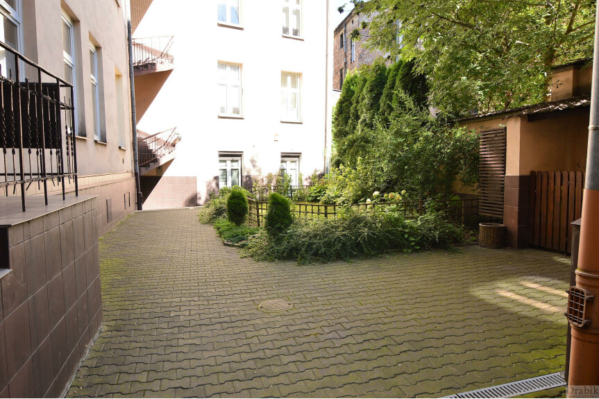 Krak&oacute;w, Stare Miasto, Podzamcze, Studio ok.Wawelu/Equipped furnished studio OldTown