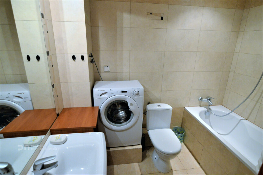 Krak&oacute;w, Grzeg&oacute;rzki, Pola Wincentego, 2 pokojowe mieszkanie z balkonem Gal. Kazimierz Hala Targowa// RENT